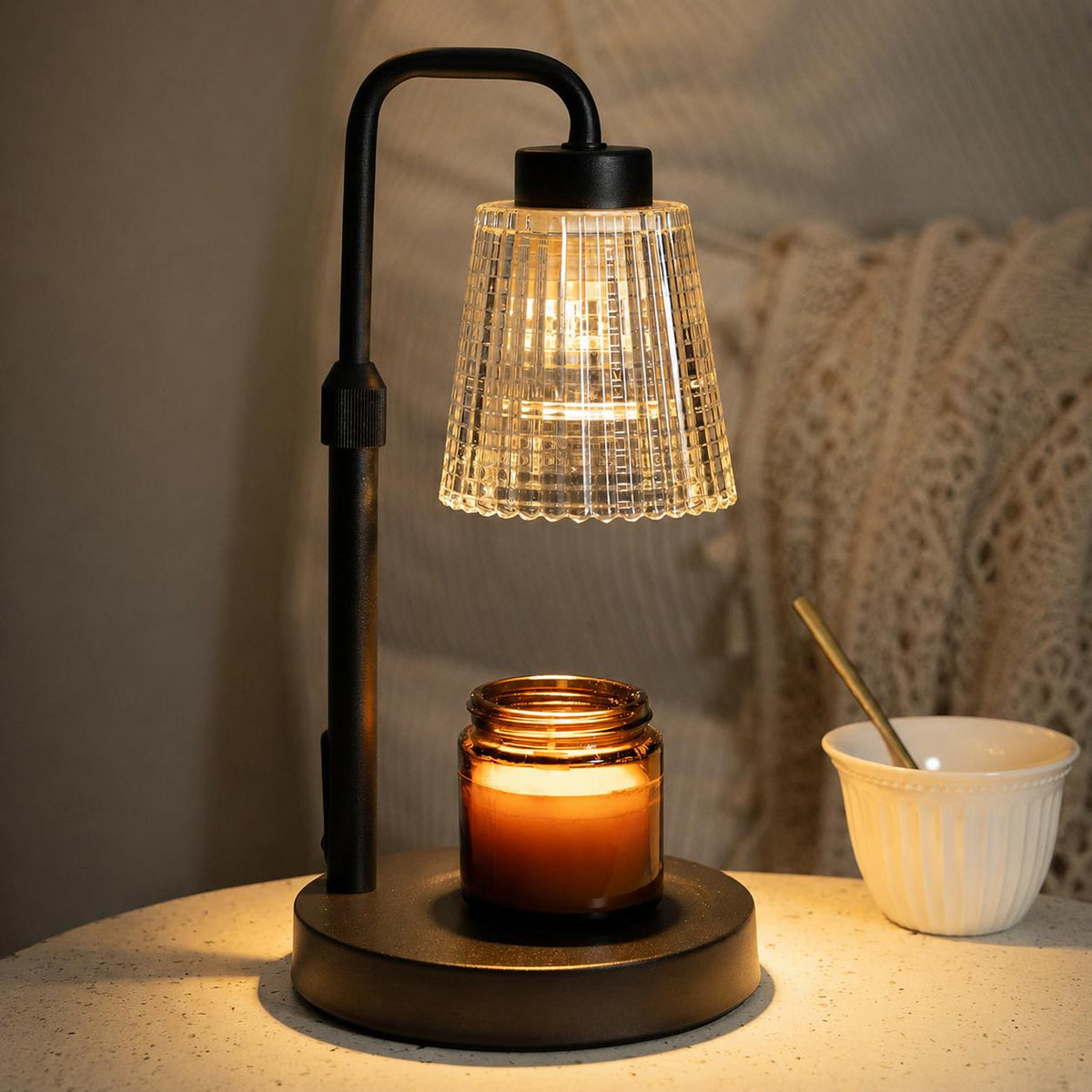 Why the GODONLIF Candle Warmer Lamp Is a Smarter Way to Enjoy Candles